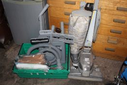 A RETRO ULTIMATE G SERIES VACUUM PLUS ACCESSORIES