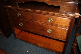 A VINTAGE MAHOGANY FOUR DRAWER CHEST - MISSING BOTTOM DRAWER