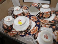 A SMALL TRAY OF ROYAL ALBERT HEIRLOOM PATTERN CHINA
