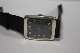 MEN'S VINTAGE SILVER ROTARY 17 JEWELS WRISTWATCH