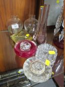A SMALL QUANTITY OF GLASSWARE ETC