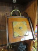 A VINTAGE MAHOGANY PURDONIUM