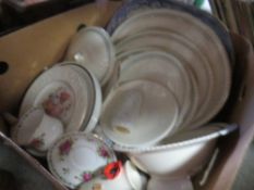 A TRAY OF MOSTLY DINNERWARE TO INCLUDE MIDWINTER, CROWN DEVON ETC.