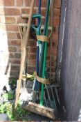 A SELECTION OF GARDENING TOOLS ETC