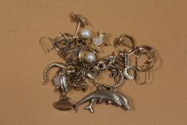 A BOX OF 9 CARAT GOLD AND YELLOW METAL EARRINGS ETC 11G APPROX
