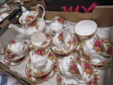 A ROYAL ALBERT OLD COUNTRY ROSES CHINA SIX PERSON TEA SET