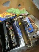 A BOX OF COLLECTABLES TO INCLUDE WATCHES, BRASS WALL LIGHT ETC.