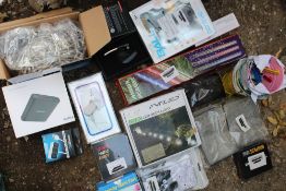 A MIXED CAGE OF SUNDRIES, ELECTRICALS AND TOYS ETC A/F