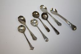 A BAG OF HALLMARKED SILVER CONDIMENT SPOONS