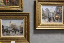 A PAIR OF GILT FRAMED OIL ON BOARD STREET SCENES SIGNED SABESTIEN