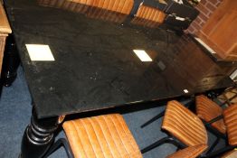 A LARGE ITALIAN DESIGNER BLACK GLOSS DINING TABLE H-76 CM W-97 CM L-200 CM