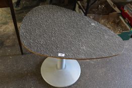 A MODERN RETRO STYLE TABLE H -57 CM