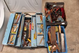 A TOOLBOX PLUS TWO TRAYS OF HAND TOOLS TOGETHER WITH TRAYS OF SCREWS ETC