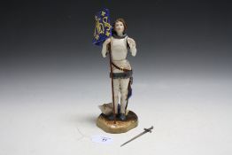 ROYAL DOULTON FIGURE - JOAN OF ARC HN3681, H 26.5 cmCondition Report:Stippling to flag