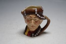 ROYAL DOULTON CHARACTER JUG - ARRY WITH PEARLY BUTTONS, small, H 5.5 cmCondition Report:</b