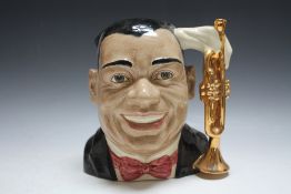 ROYAL DOULTON CHARACTER JUG - LOUIS ARMSTRONG D6707 - GOLD TRUMPET EXAMPLE, H 19.5 cmConditi