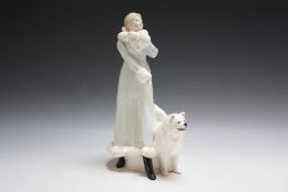 ROYAL DOULTON REFLECTIONS FIGURE - A WINTER'S WALK, HN3052, H 32 cm