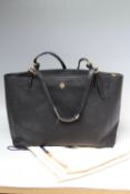 A TORY BURCH BLACK LEATHER TOTE BAG, twin flat lather straps, gold-tone hardware, open topped with