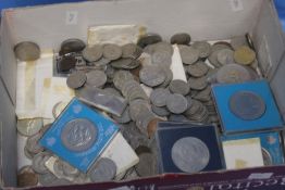 A COLLECTION OF BRITISH AND WORLD COINS