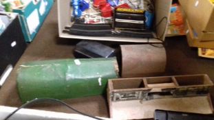 A COLLECTION OF ASSORTED SCALEXTRIC ETC.