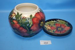 A MOORCROFT VASE TOGETHER WITH A MOORCROFT PIN DISH, 'PHEASANT'S EYE' PATTERN