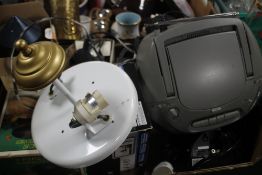 A TRAY OF ASSORTED ELECTRICALS TO INCLUDE CAMERAS, HI-FI ETC. (TRAY NOT INCLUDED)