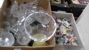A TRAY OF ASSORTED GLASSWARE TOGETHER WITH A TRAY OF POSIES ETC. (TRAYS NOT INCLUDED)