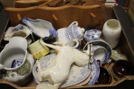 A TRAY OF CERAMICS TO INCLUDE MASONS ETC. (TRAY NOT INCLUDED)