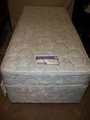 A SLEEPMASTERS SINGLE TWO DRAWER DIVAN BED
