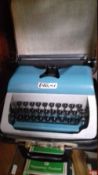 A CASED LILLIPUT TYPEWRITER