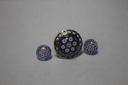 A VINTAGE STERLING SILVER HALLMARKED 1973 CAITHNESS MILLIFIORE RING AND EARRING SET