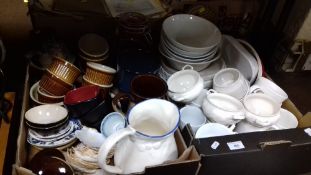 TWO TRAYS OF CERAMICS (TRAY NOT INCLUDED)