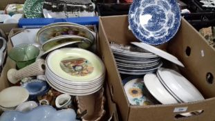 TWO TRAYS OF CERAMICS TO INCLUDE BLUE & WHITE