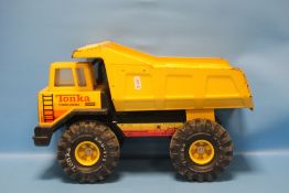 A TONKA DUMPER TRUCK