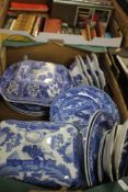 A TRAY OF BLUE & WHITE CHINA TO INCLUDE WEDGWOOD (TRAY NOT INCLUDED)