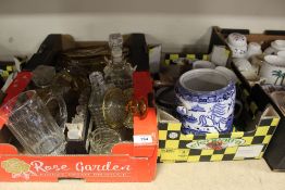 THREE SMALL TRAYS OF CERAMICS AND GLASSWARE TO INCLUDE A BLUE AND WHITE BISCUIT BARREL