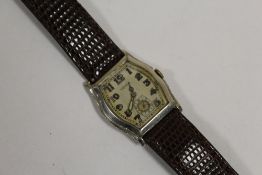 A VINTAGE ART DECO GENTS GRUEN WRISTWATCH
