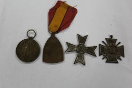 FOUR ASSORTED WAR MEDALS