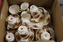 A TRAY OF ROYAL ALBERT OLD COUNTRY ROSES CHINA TO INCLUDE CUPS AND SAUCERS, MILK JUG, SUGAR BOWL