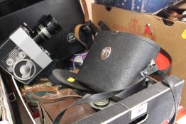 A TRAY OF BINOCULARS, VINTAGE CAMERA ETC.