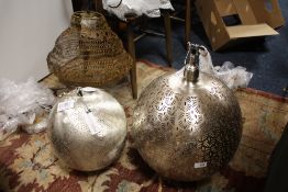 A SELECTION OF MODERN METAL HANGING LIGHT SHADES