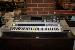 A TECHNICS KN700 KEYBOARD NO POWER SUPPLY