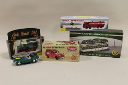A COLLECTION OF DIE CAST TOY VEHICLES TO INCLUDE A BOXED DINKY SUPERTOYS 943 LEYLAND OCTOPUS