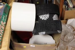 A BOX OF ASSORTED LAMPSHADES ETC.
