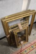 A QUANTITY OF VINTAGE GILT PICTURE FRAMES OF ASSORTED SIZES