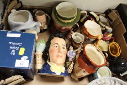A COLLECTION OF CHARACTER JUGS TO INCLUDE ROYAL DOULTON AND BESWICK EXAMPLES