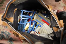 A BAG OF VINTAGE LEGO TOYS