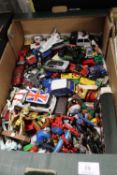 A TRAY OF DIE CAST TOY CARS ETC.
