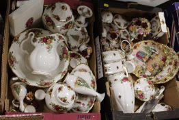 TWO TRAYS OF ROYAL ALBERT OLD COUNTRY ROSES CERAMICS TO INCLUDE A JUG AND BOWL, LIDDED VASES,