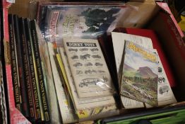A TRAY OF BOOKS AND MAGAZINES TO INCLUDE MECCANO MAGAZINES, MARVEL ETC. (TRAY NOT INCLUDED)